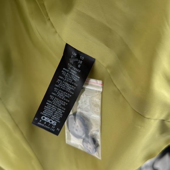 ASOS DESIGN Tall single button 70s suit blazer in moss - Picture 4 of 8